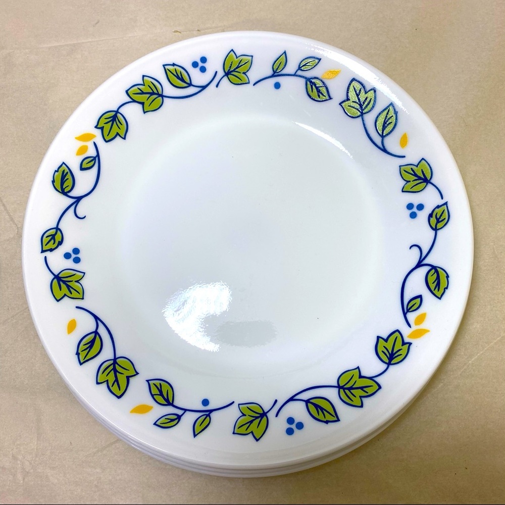 Corelle Leaf Salad Dessert Plate 4pc 6 3/4”